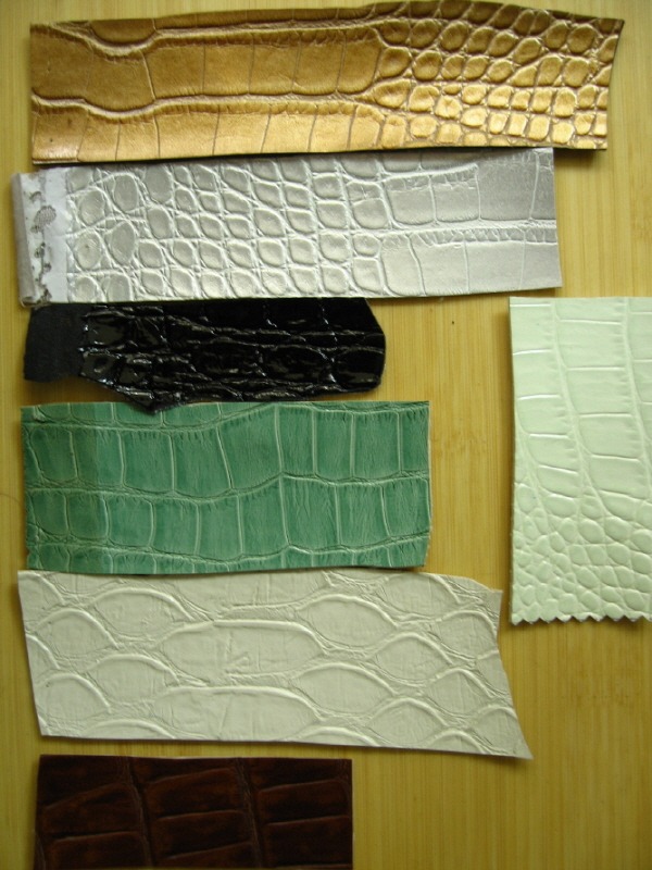 pvc crocodile leather.jpg